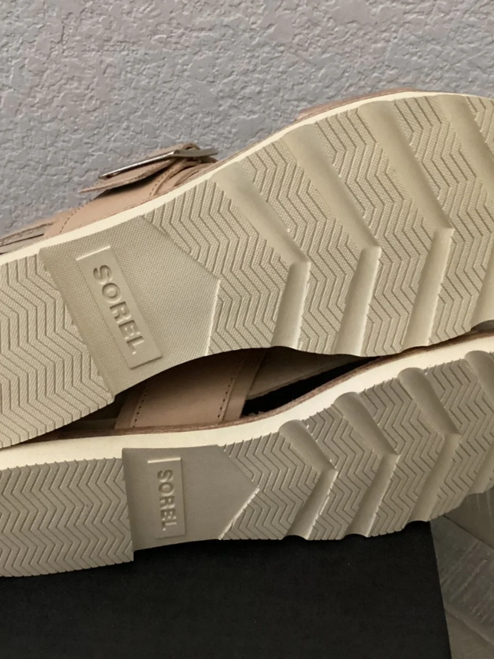 SOREL Ella III Slingback Sandals, size 9